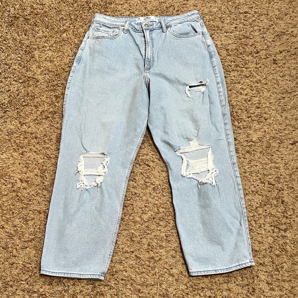 [Hollister] Curvy Ultra High Rise Jeans Vintage Straight Distressed Ripped 31